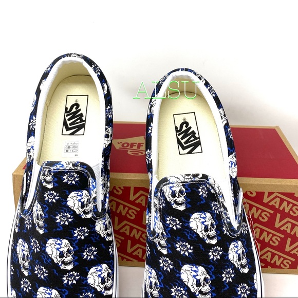 🎃 Halloween VANS Classic Slip On Flash Skulls Black Women’s Size VN0A4U381HJ - Picture 7 of 9